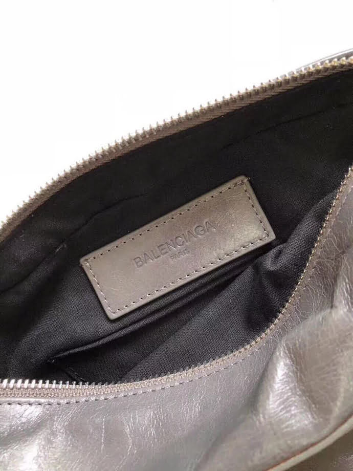 BALENCIAG巴黎世家 胸包 真皮  BL1400
